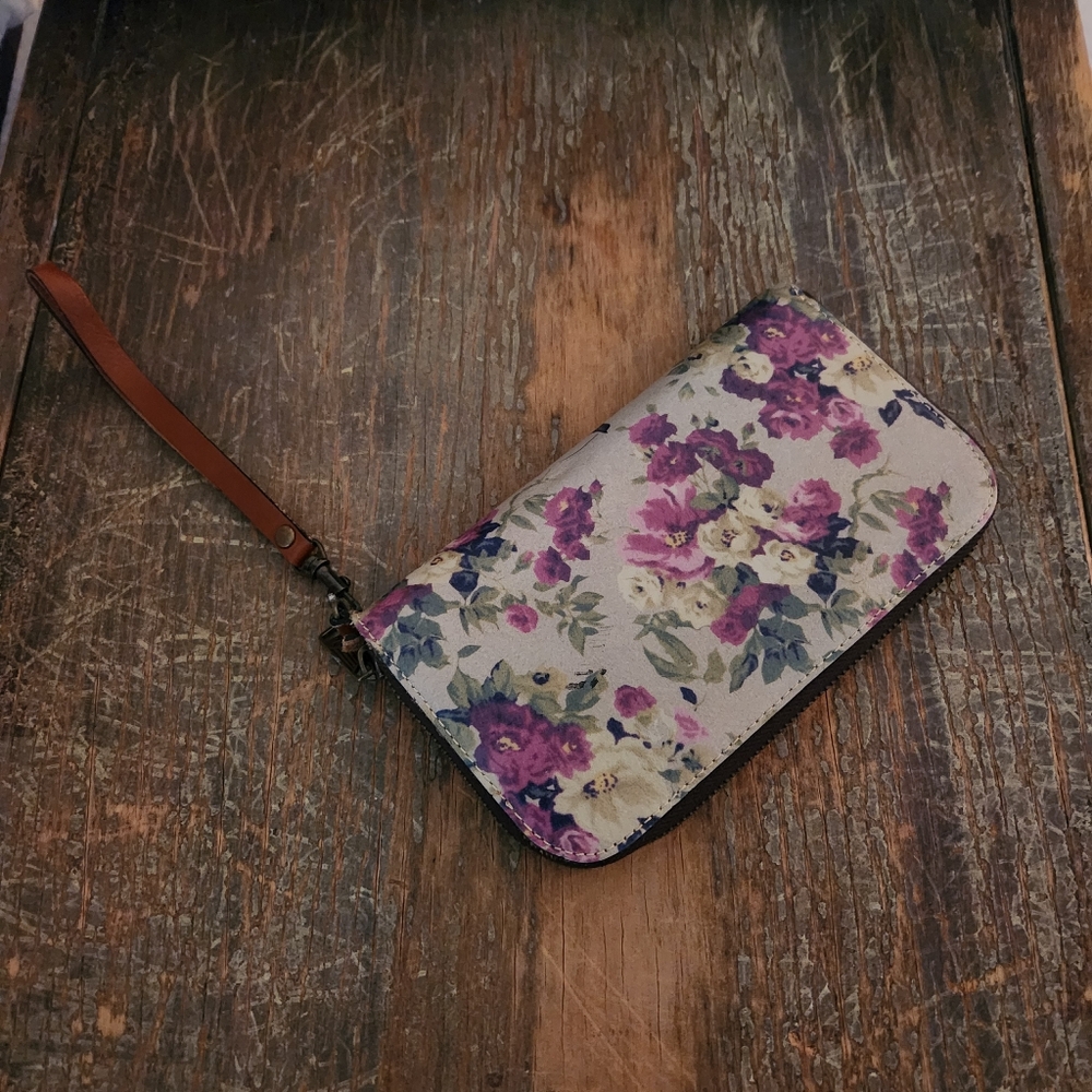 Leather Floral Vintage Inspired Wristlet Clutch